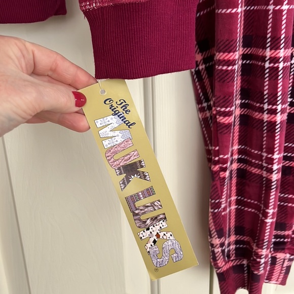 Muk Luks PJ set - Picture 5 of 8